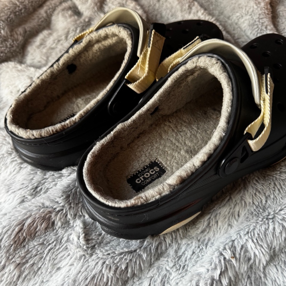 Crocs - Picture 2 of 2